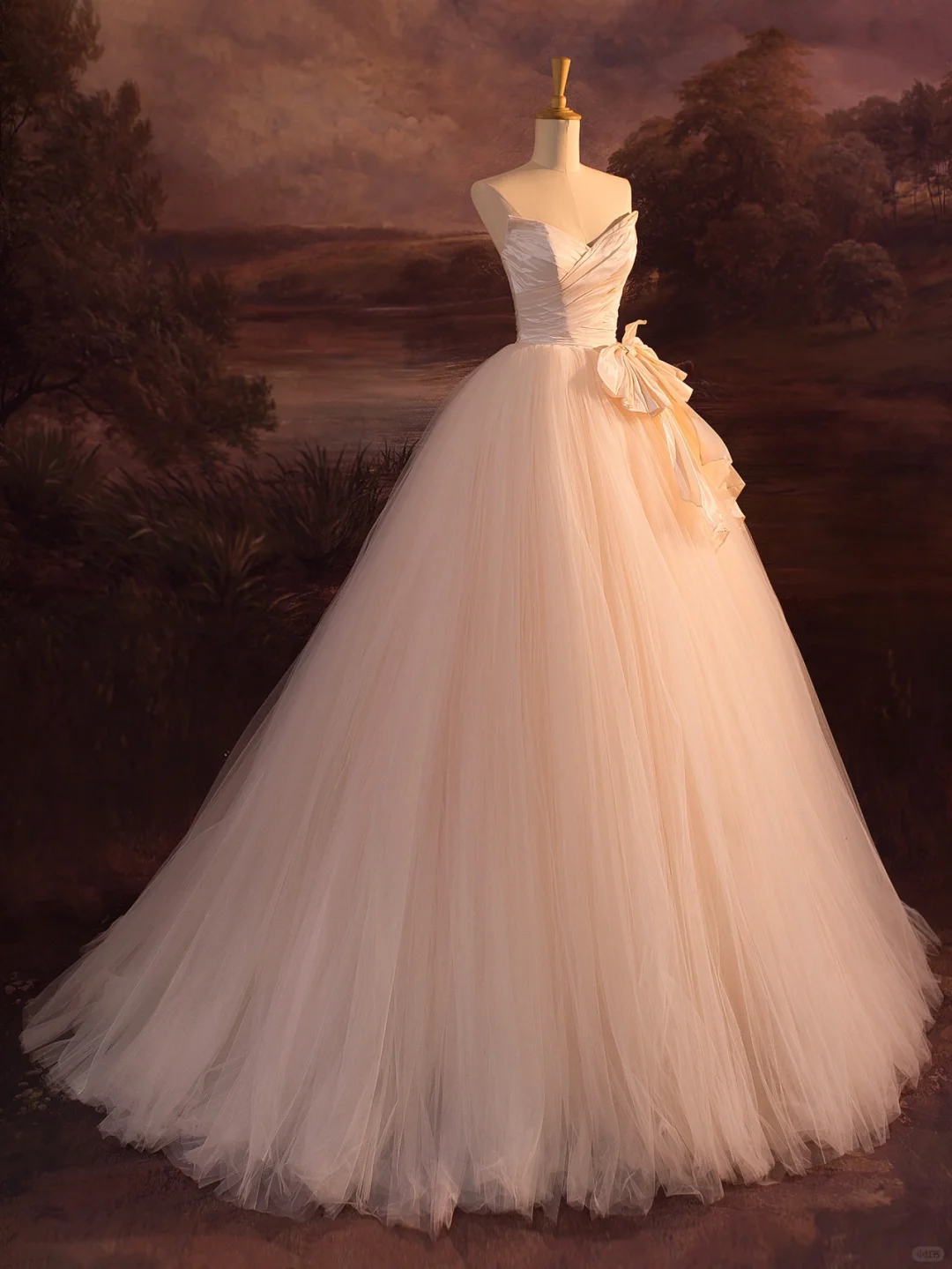 Elegante vestido de novia largo de tul sin mangas con escote corazón, DH408