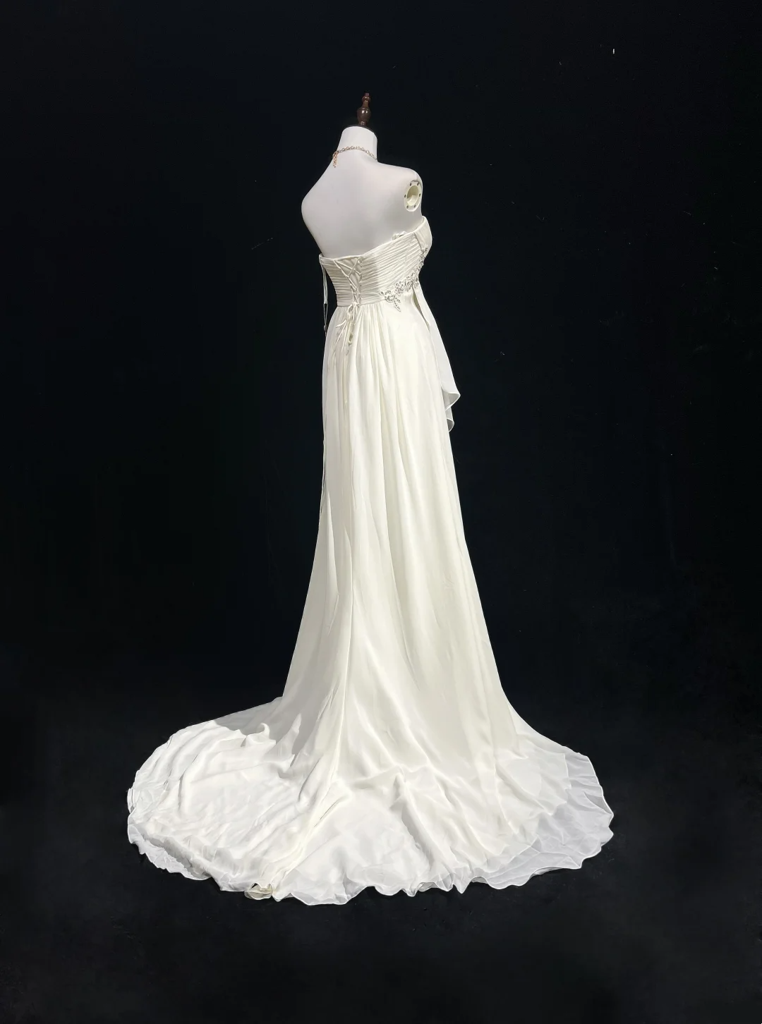 Vestido de novia vintage, corte A, sin tirantes, de gasa blanca, sin mangas, largo, para playa, con cuentas, DH540