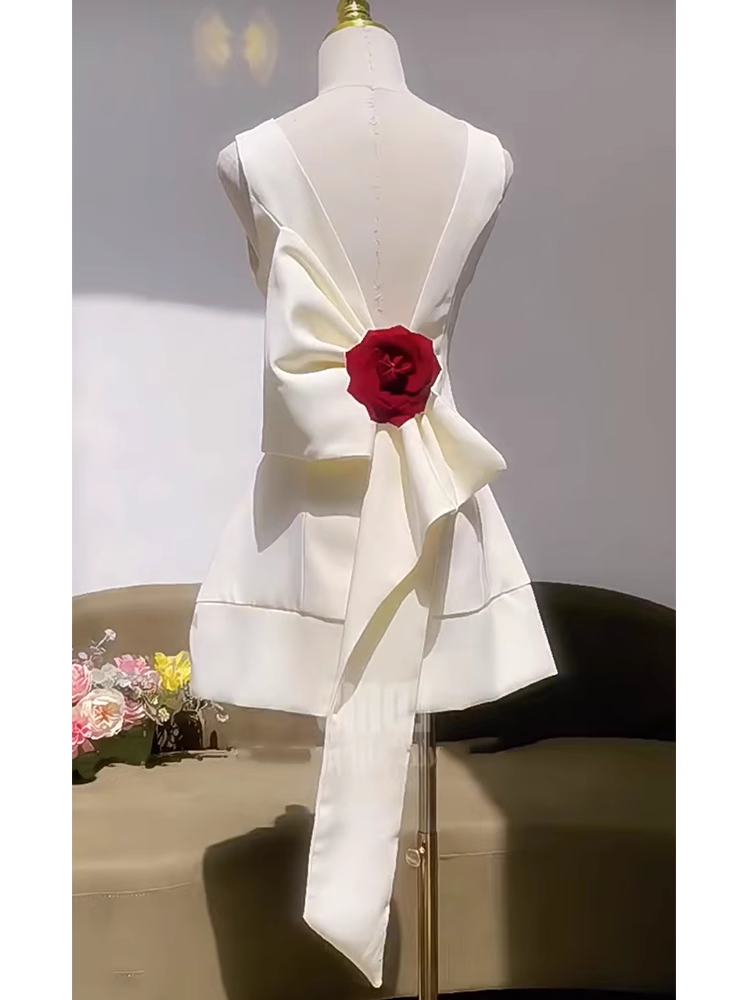 Cute A line Scoop Sleeveless White Short Formal 8th Grade Homecoming Dresses Summer Middle School Hoco Dress Homecoming Outfits DH601