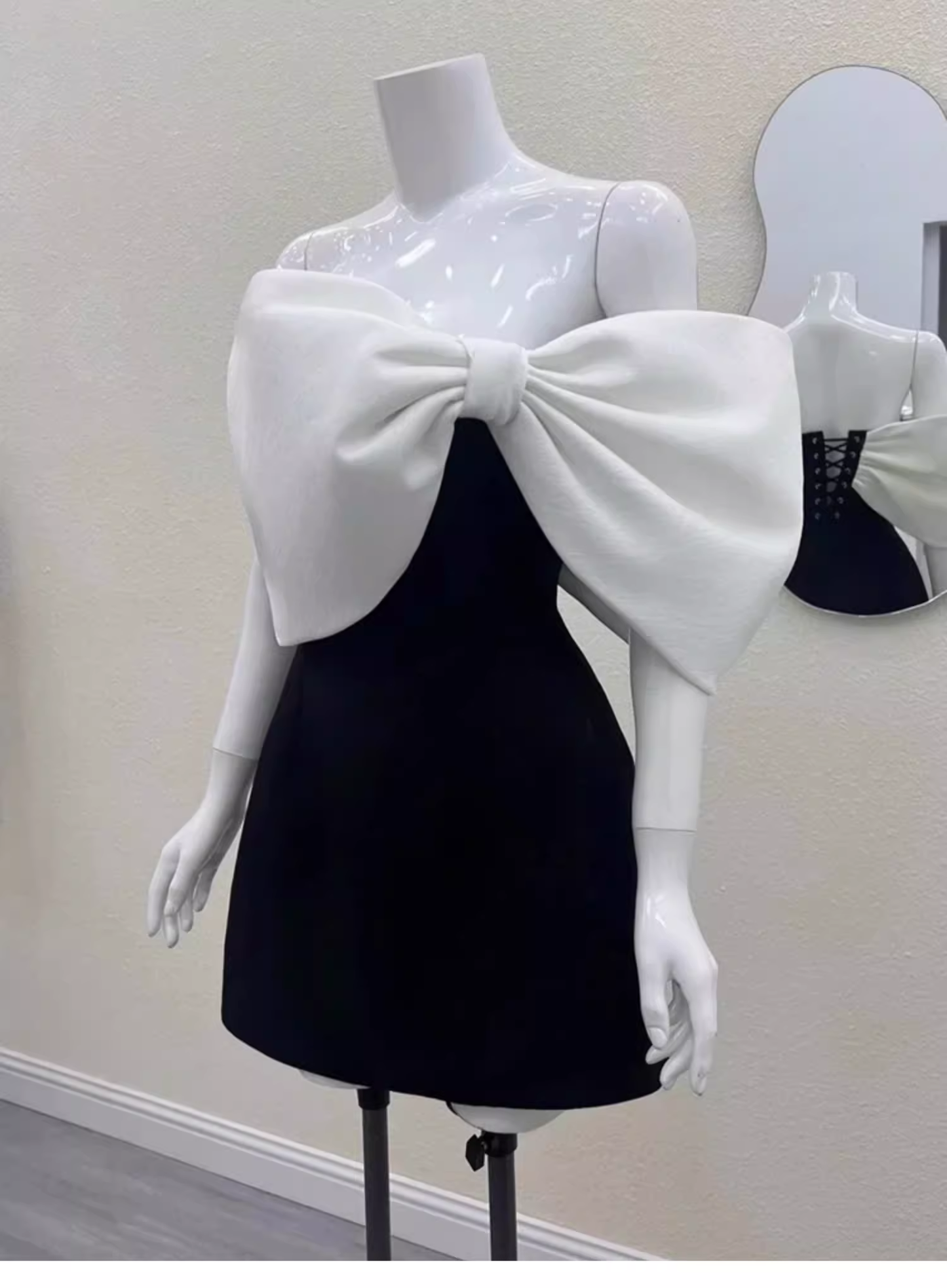 Cute A line Strapless Black Satin Mini Short Formal 8th Grade Homecoming Dresses Summer Middle School Hoco Dress Homecoming Outfits Birthday Dress DH632