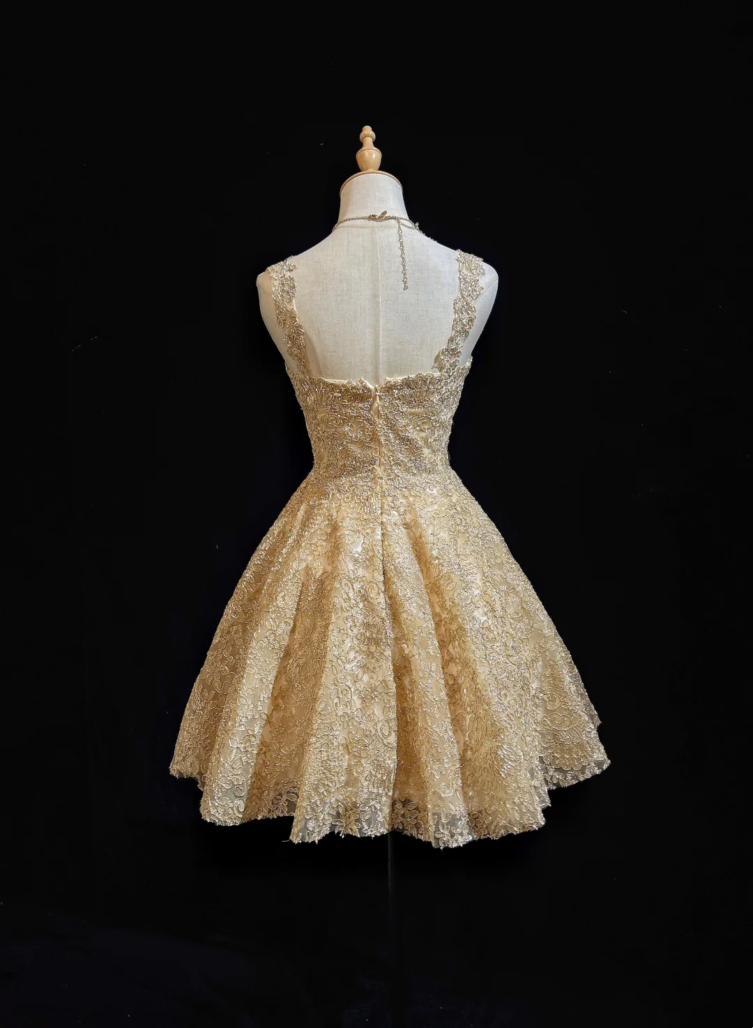Pretty Ball Gown Sweetheart Gold Lace Short Formal 8th Grade Homecoming Dresses Summer Middle School Hoco Dress Homecoming Outfits DH653