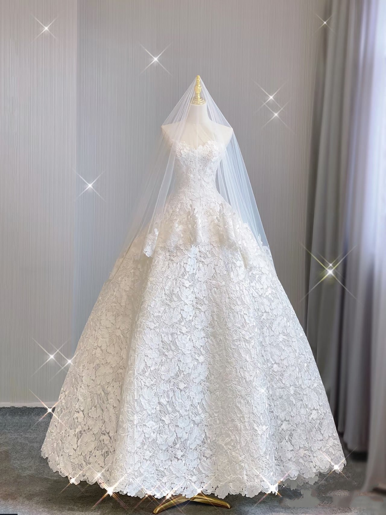 Extravagante vestido de novia largo sin tirantes de encaje blanco, elegante DH680