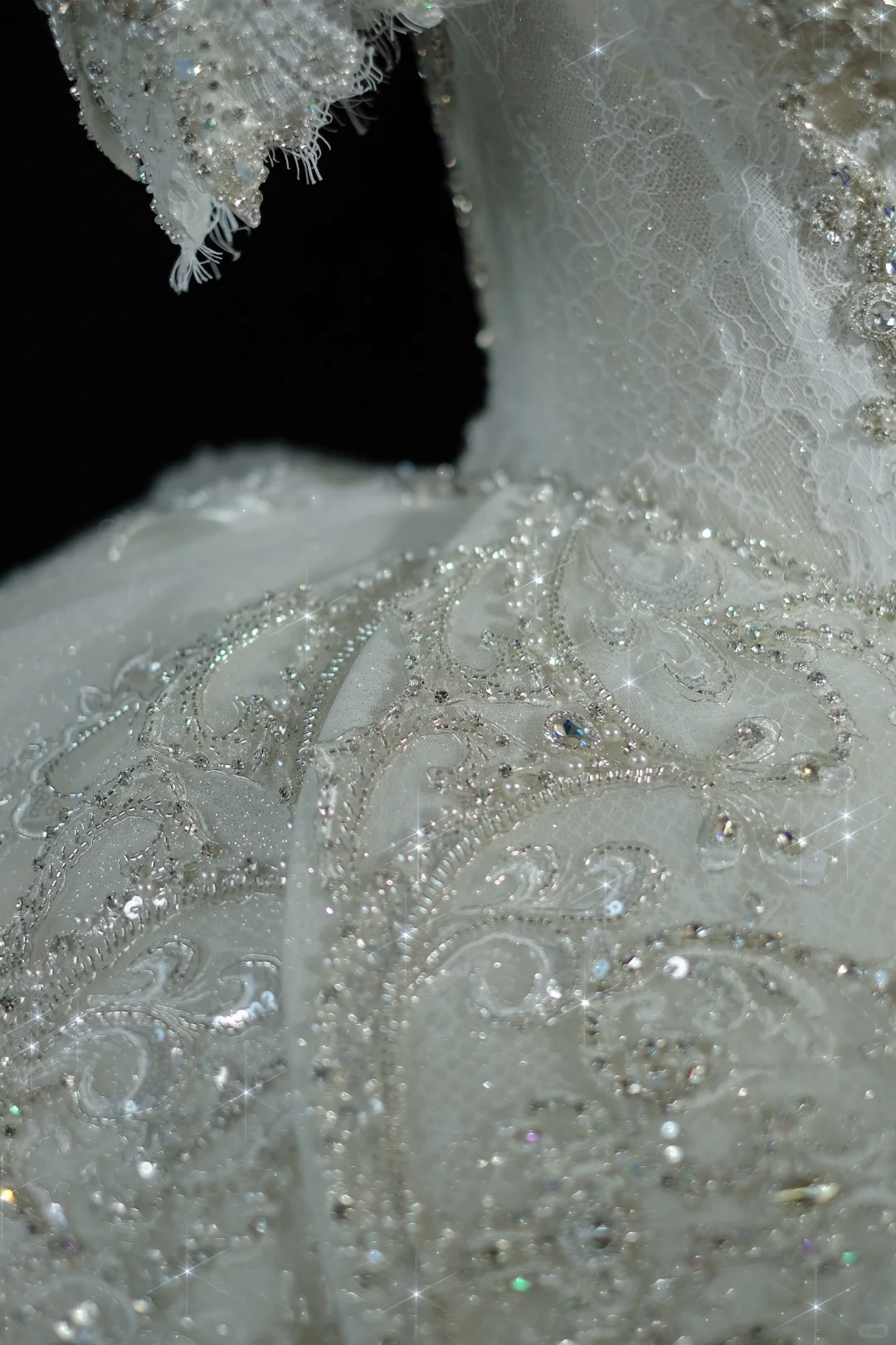 Timeless Bridal Gown Ball Gown Off The Shoulder Sequin Long Wedding Dresses Elegant Brides Gowns DH735
