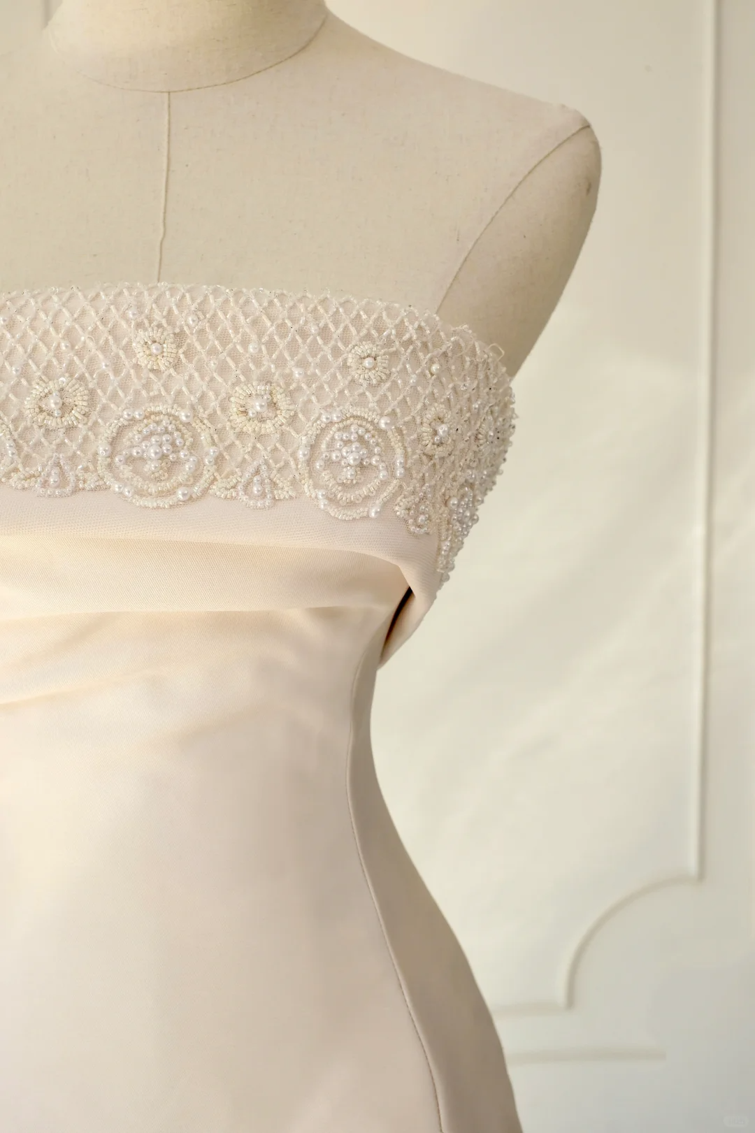 Vestido de novia clásico de sirena, sin tirantes, sin mangas, de satén, largo, rosa claro, elegante, DH894