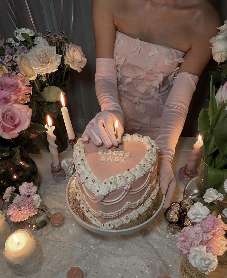 Vestido corto de verano de satén rosa, sin tirantes, para cumpleaños, ideal para cenas de 19 años (DP1117)