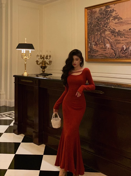 Vestido de fiesta de sirena sexy de satén rojo con mangas largas para 21 cumpleaños. Ideas de vestidos de cumpleaños para mujeres (DP1475).
