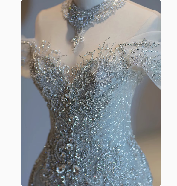 Vestido de novia de ensueño con corte sirena y hombros descubiertos, con lentejuelas, DP1797