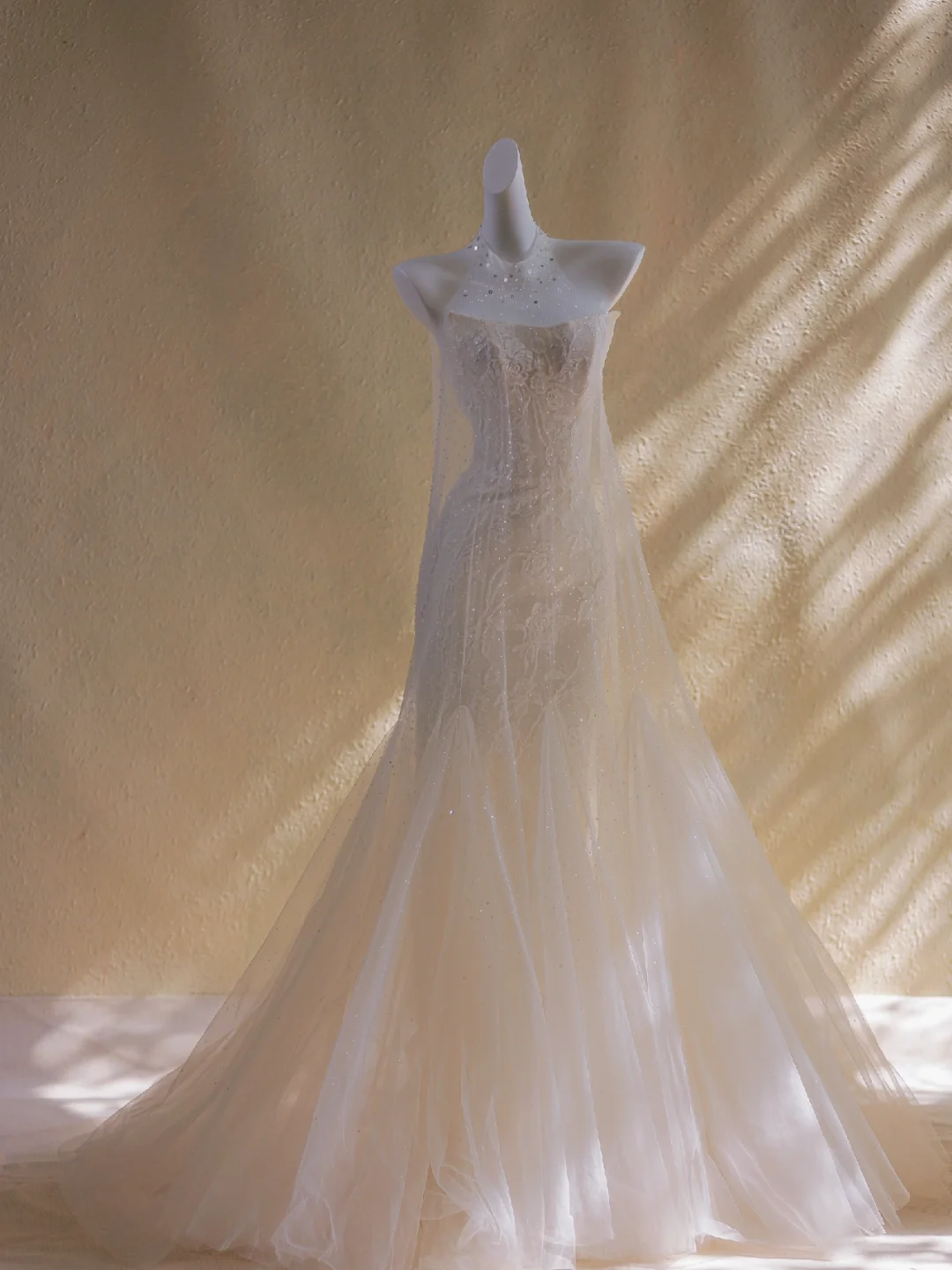 Vestido de novia sexy de sirena sin tirantes, de encaje, largo, con cola, DP1951
