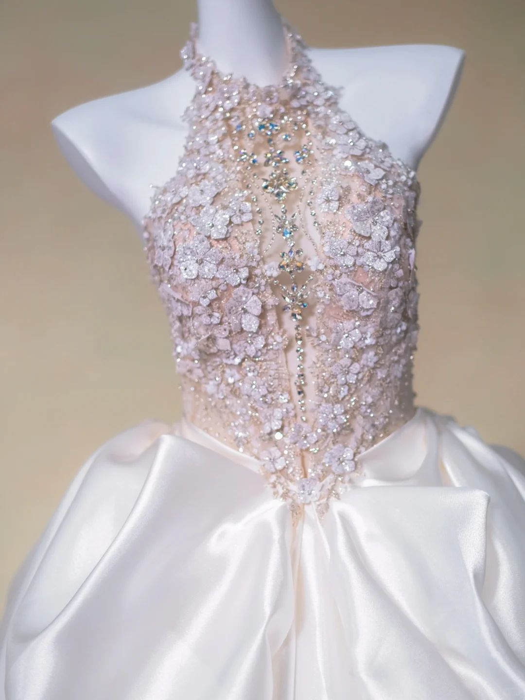 Vestido de novia romántico, de cuello alto, con encaje blanco y flores, estilo minimalista, DP1977