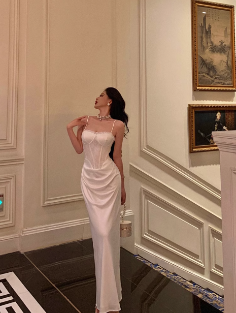 Vestido elegante de sirena con tirantes finos para fiesta de 18 años, color blanco. Ideas para vestidos de cumpleaños para mujeres (DP579).