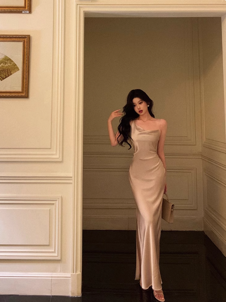 Vestido elegante de sirena con tirantes finos color champán para fiesta de 18 cumpleaños. Ideas de vestidos de cumpleaños para mujeres (DP580).