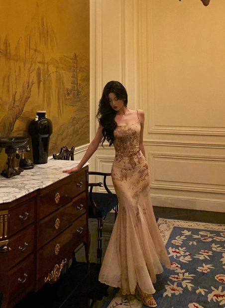 Vestido largo elegante de sirena con tirantes finos para cumpleaños número 18, atuendos para cumpleaños número 21, ideas de vestidos de cumpleaños para mujeres DP599