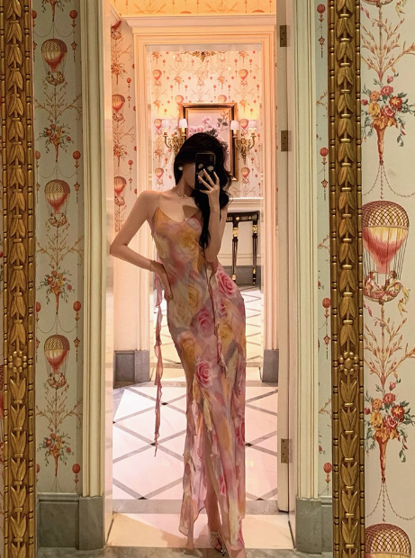 Vestido largo elegante de gasa con estampado floral rosa y corte sirena para fiesta de 18 cumpleaños. Ideas para vestidos de cumpleaños de 21 años para mujeres (DP601)