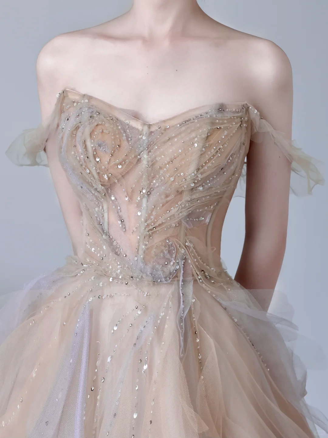 Hermoso vestido de fiesta largo de tul color champán con hombros descubiertos, vestidos de graduación DP664