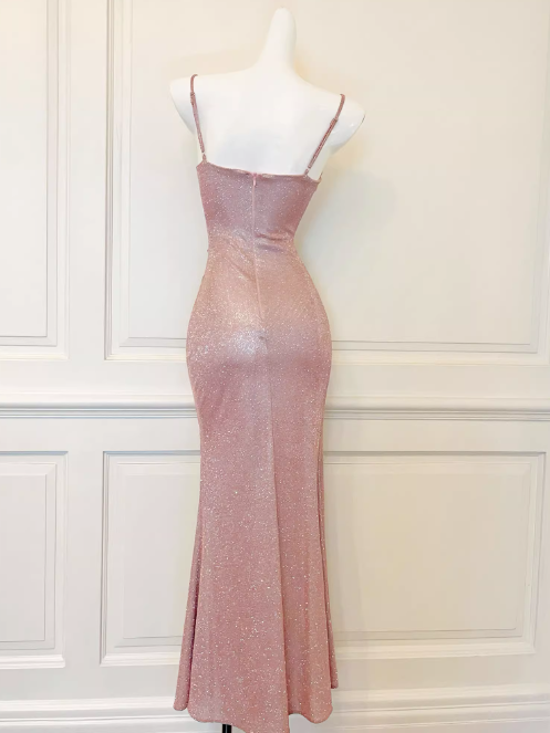 Vestido de cumpleaños de punto lamé rosa brillante con abertura lateral ED01119