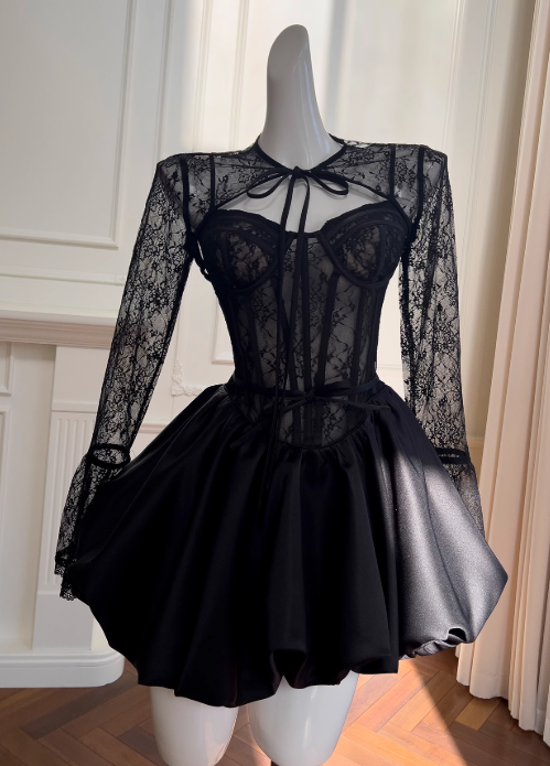 Vestido de fiesta corto de satén con encaje y escote corazón, corte en A, color negro, para regreso a casa, ED01153