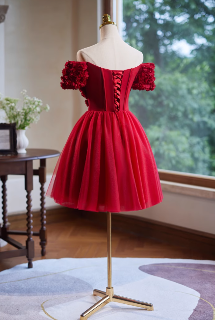 Vestido de fiesta corto de tul burdeos con corte en A y hombros descubiertos, vestido de fiesta burdeos para compromiso y regreso a casa ED01160