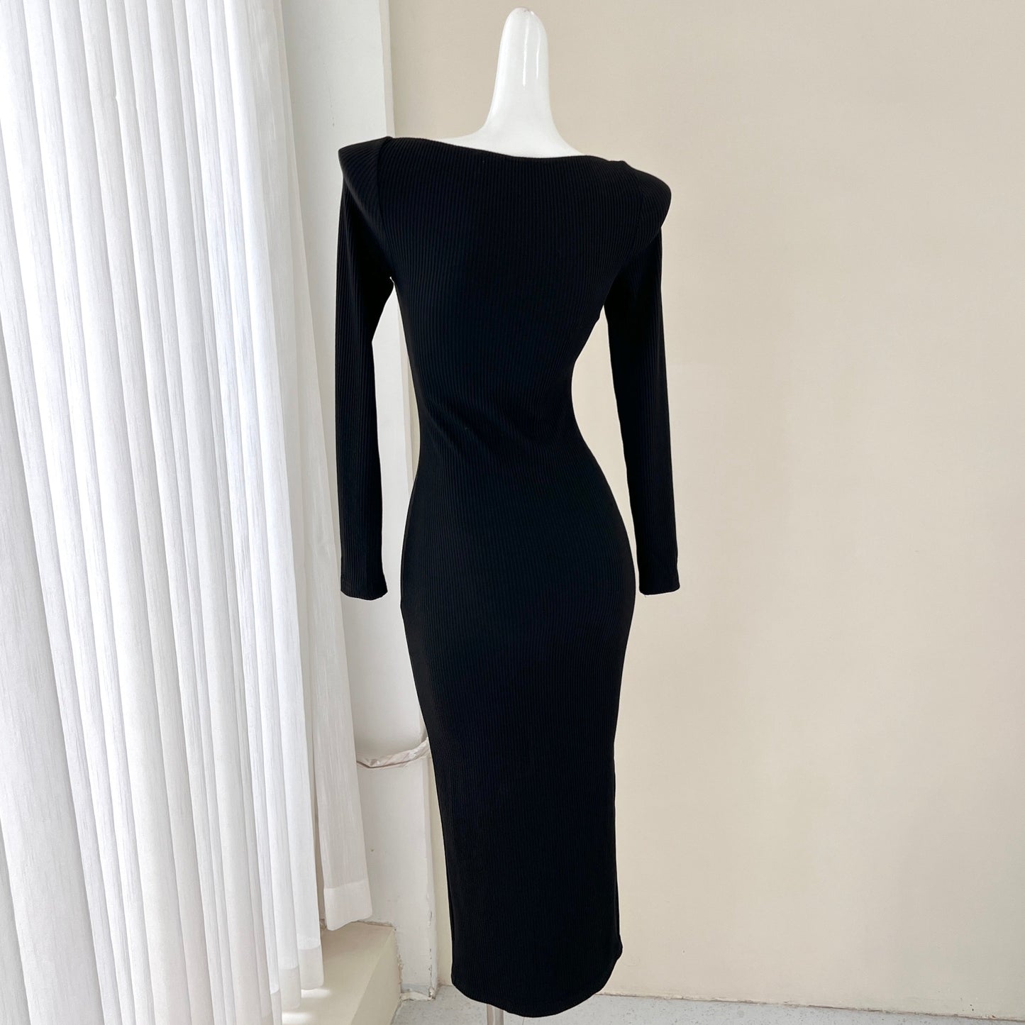 Elegante vestido negro de manga larga, vestido de cumpleaños ED01184