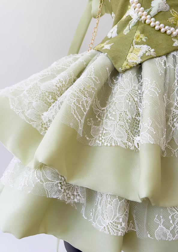 Vestido de fiesta corto verde oliva con encaje, lentejuelas y corte en A, ED01198