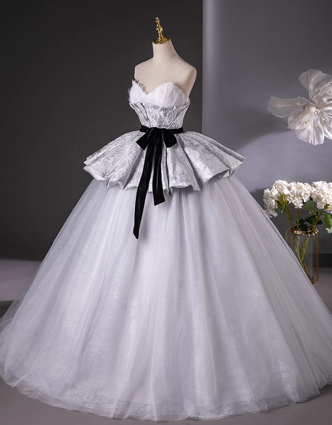 Vestido de fiesta largo de satén y tul con escote corazón, corte en A, color gris plateado, vestido formal en gris plateado ED01217