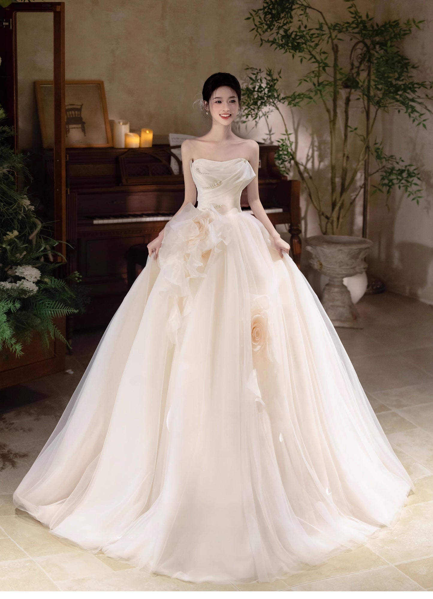 Vestido de novia de tul color champán claro, corte A, sin tirantes, vestido de fiesta largo con delicados detalles de cuentas ED01352