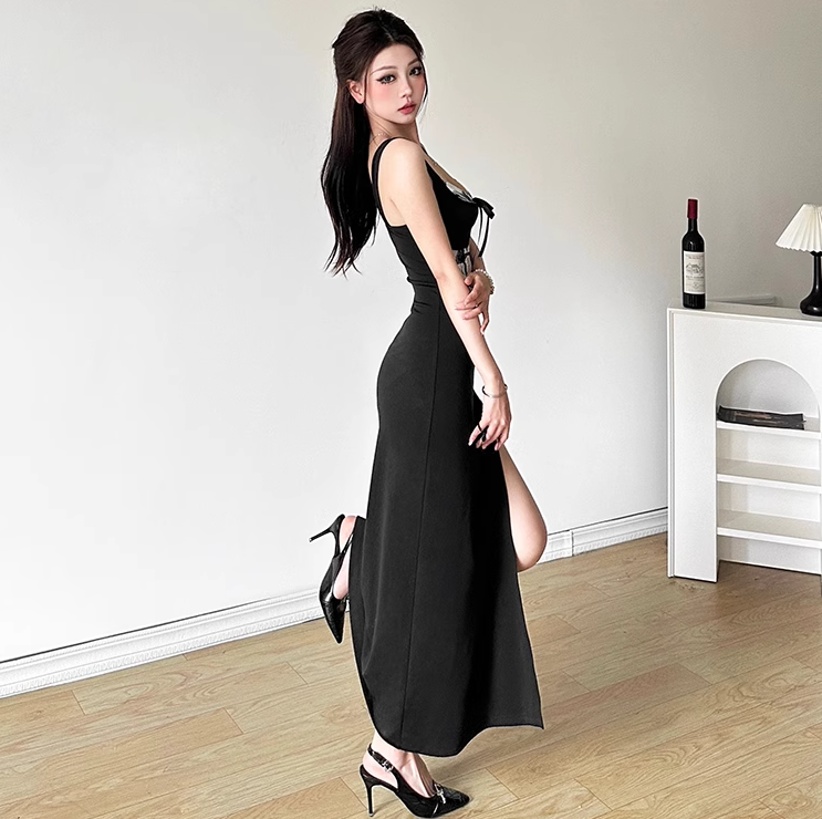 Black V-neck Spaghetti Strap Long Prom Dress With Slit ED01394