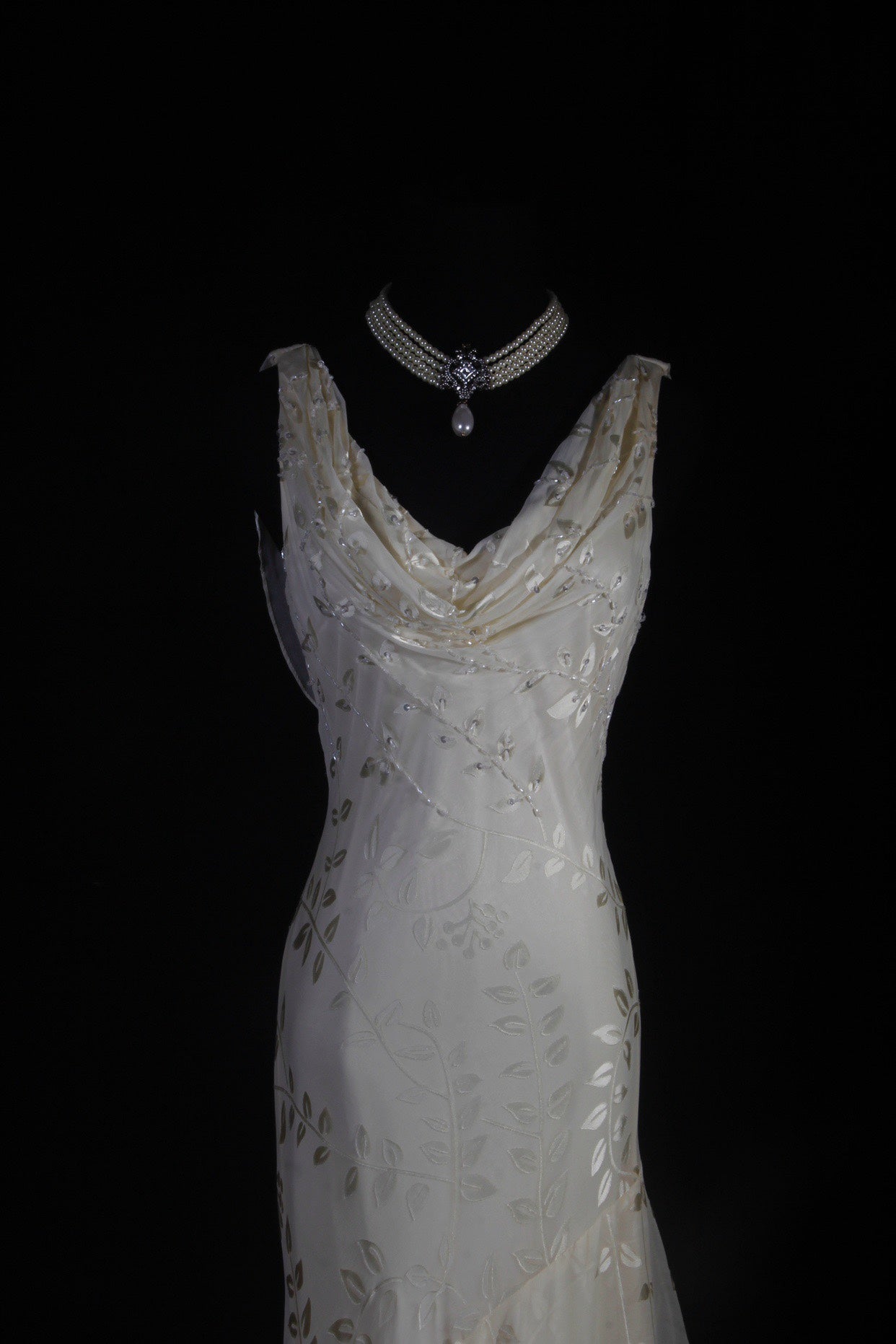 Vestido de fiesta largo de gasa con escote en V y cuentas, vestido de novia sencillo de corte sirena ED01527