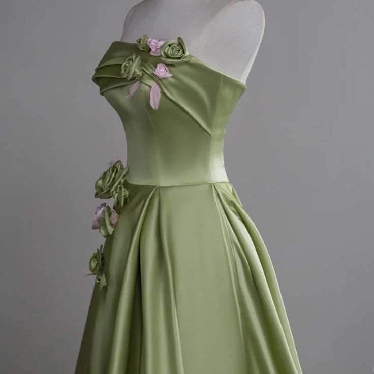 Hermoso vestido de novia largo de satén verde, sin tirantes, corte A, con apliques, ideal para cumpleaños y graduación ED01655