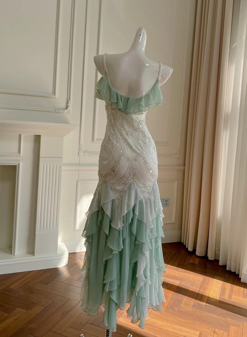Vestido de fiesta de gasa con volantes y tirantes finos en color verde menta de cuento de hadas, con lentejuelas y cuentas brillantes, sin espalda, ED02006