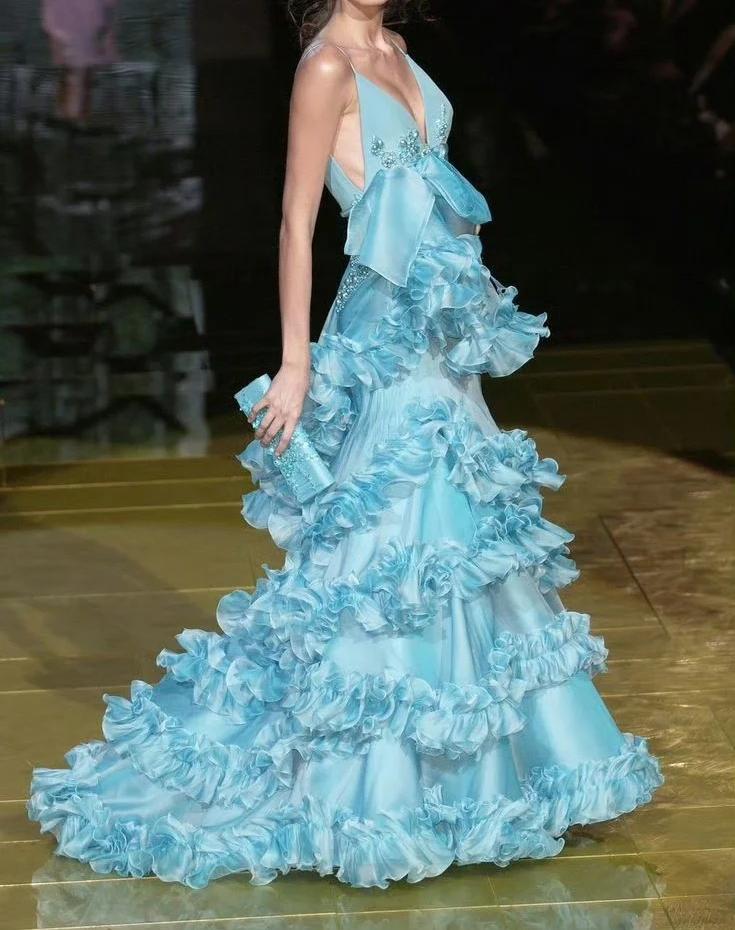 Hermoso vestido de noche formal de sirena de gasa con tirantes finos en azul, vestido de novia único ED02102