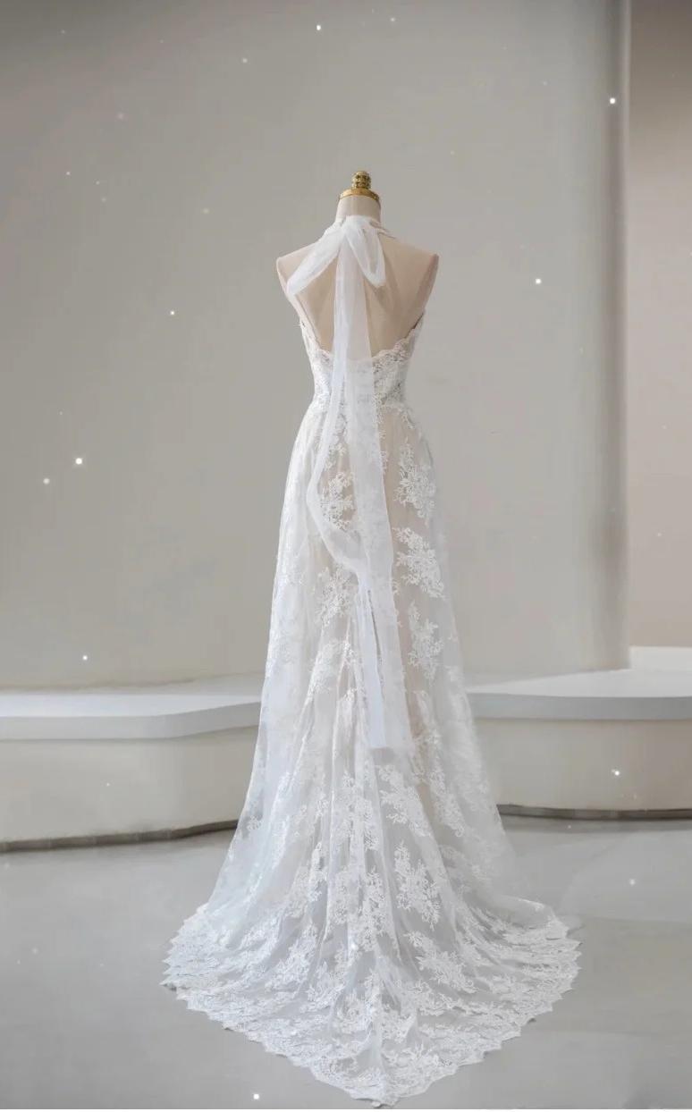 Elegante vestido de novia vintage de corte A con apliques de encaje blanco y cuentas ED02216