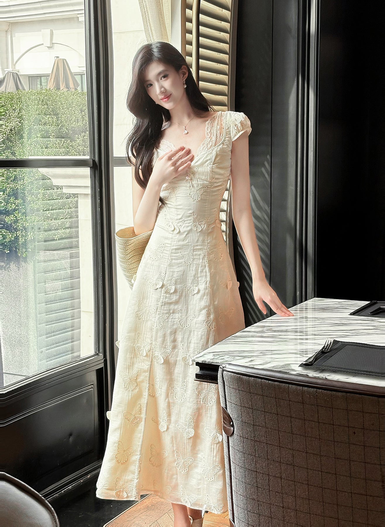 Vestido francés con bordado de mariposas, estilo veraniego, con cintura suave, ED02249