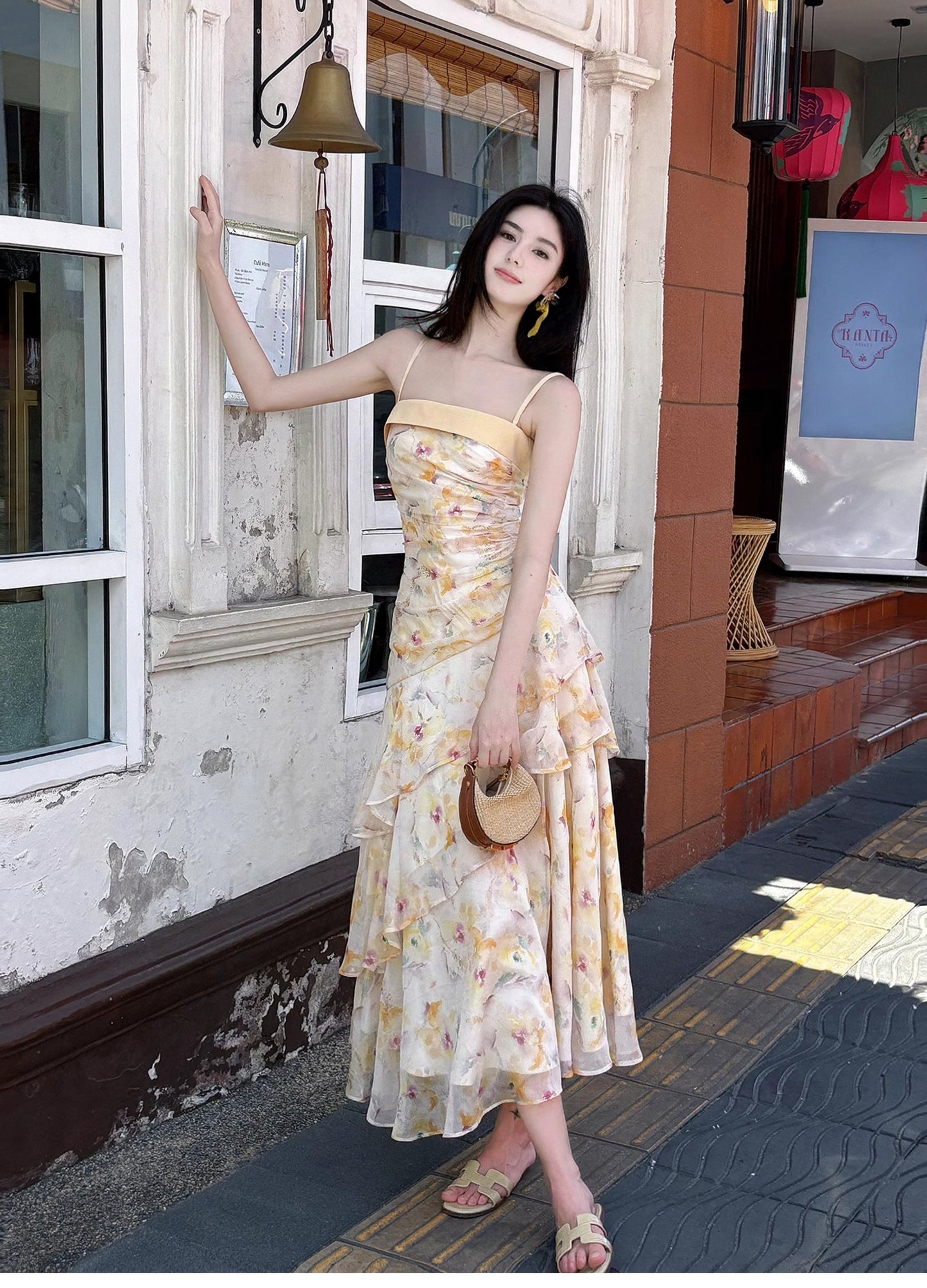 Vestido de fiesta estilo sirena con tirantes finos y estampado de volantes franceses ED02250