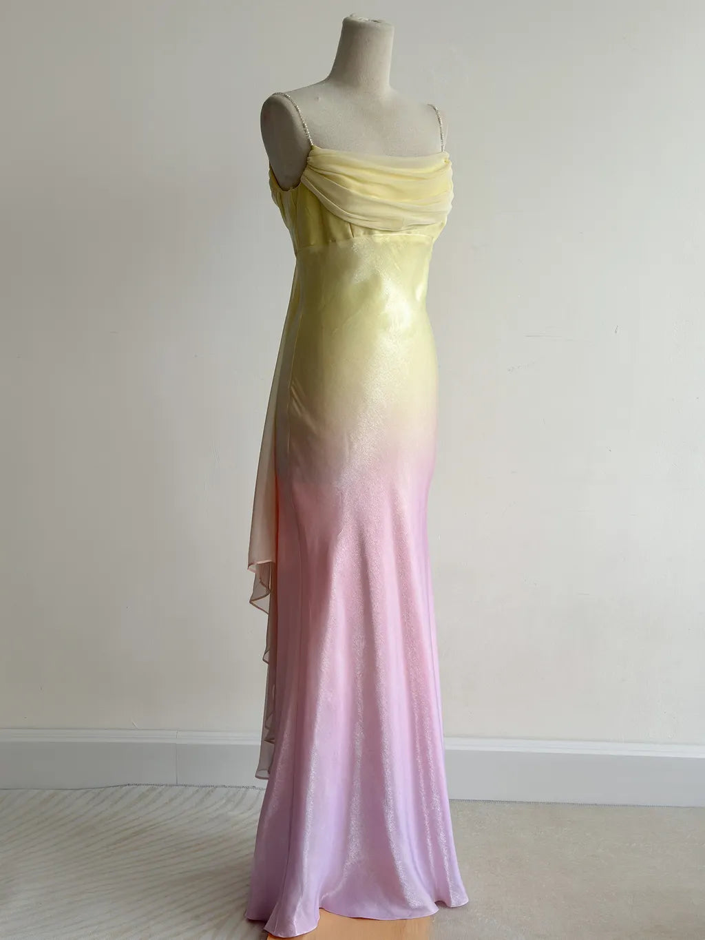 Fairytale Gradient Yellow Pink Spaghetti Straps Mermaid Satin Prom Dresses Vintage Evening Gowns ED02426