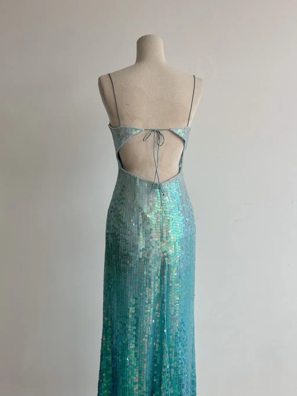 Gorgeous Gradient Jade Spaghetti Strap Sheath Sequins Prom Dresses Backless Evening Gowns ED02427