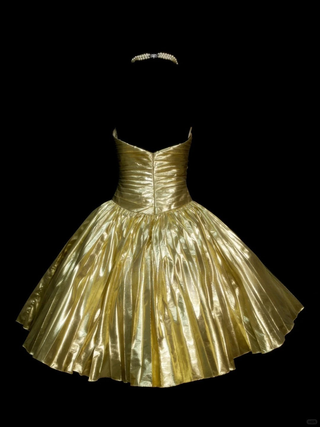 Glitter Gold Sweetheart Neck A-Line Homecoming Dress Satin Beaded Short Prom Dresses ED02700