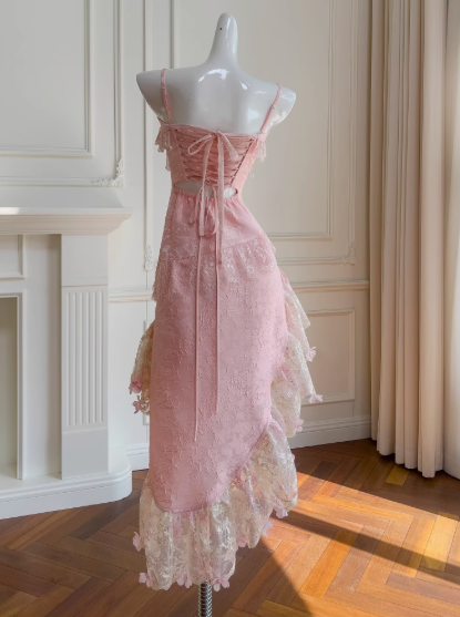Vestidos de fiesta cortos de satén jacquard con tirantes finos en color rosa dulce, corte A, con encaje y cuentas, ED02738