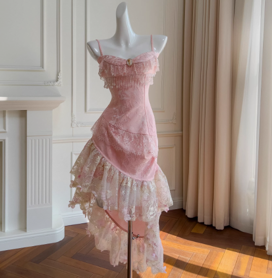 Vestidos de fiesta cortos de satén jacquard con tirantes finos en color rosa dulce, corte A, con encaje y cuentas, ED02738
