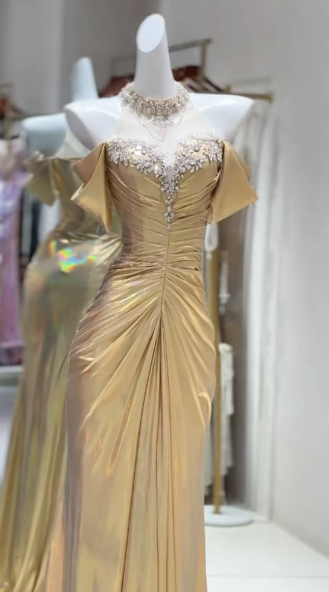 Elegante vestido de fiesta largo de satén amarillo con hombros descubiertos y corte sirena, vestido formal de noche ED02810
