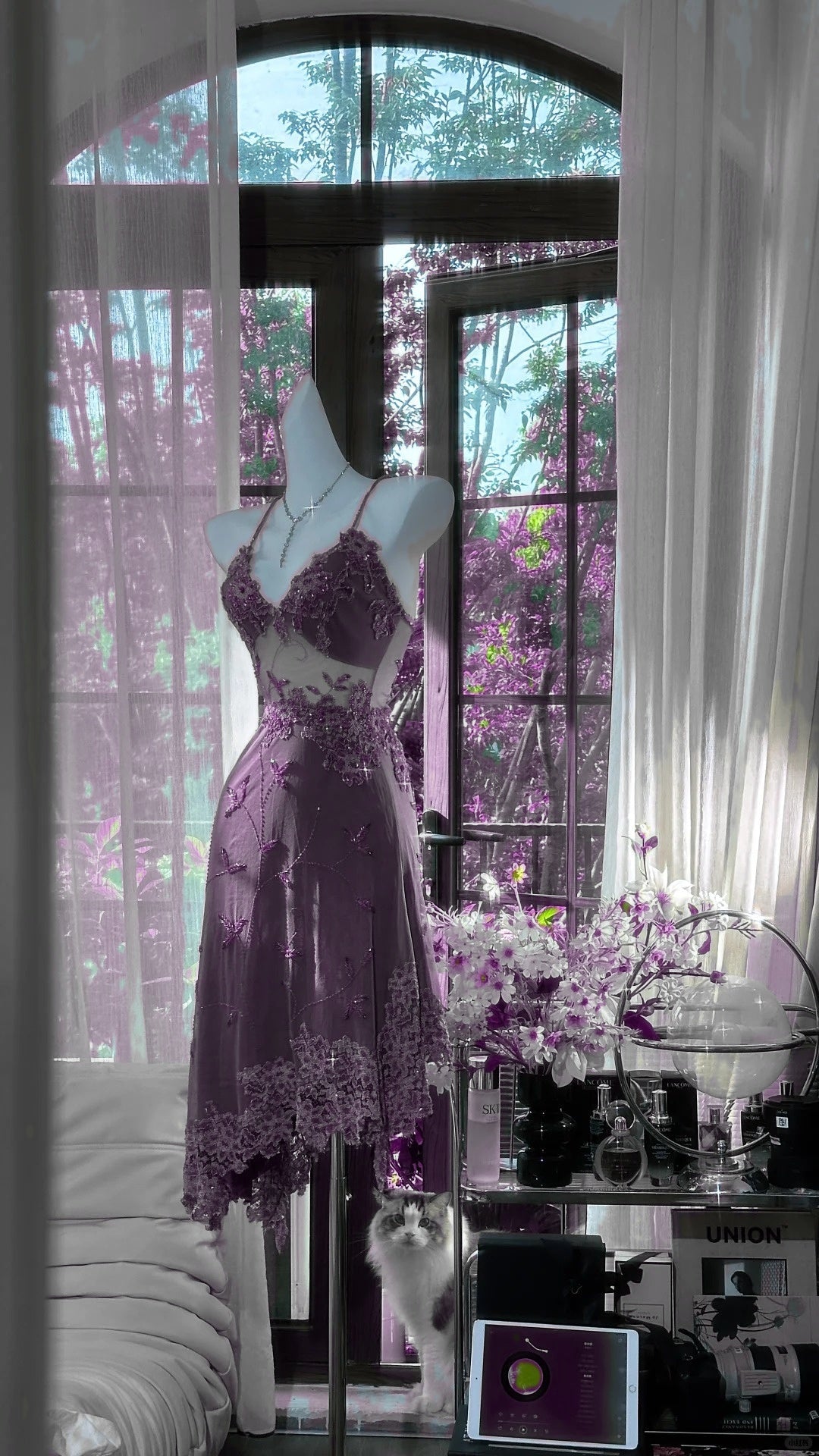 Impresionante vestido de fiesta corto de gasa con cuentas y tirantes finos en verde ED02951