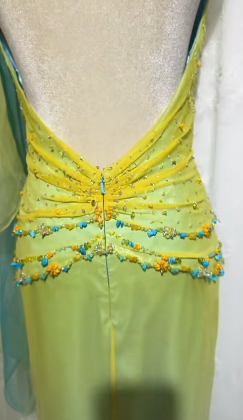 Hermosos vestidos de fiesta largos de tul con cuentas y cuello halter estilo sirena de estilo oriental, vestidos de noche vintage ED03030