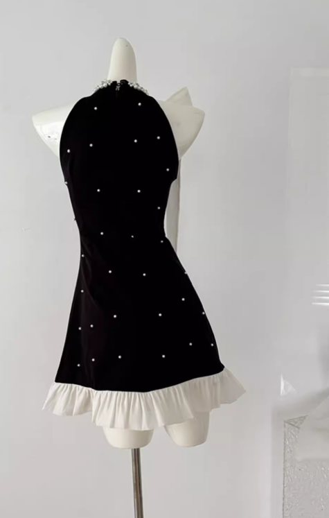Vestido de fiesta negro de corte A con cuello halter y cuentas, vestido de regreso a casa ED0959
