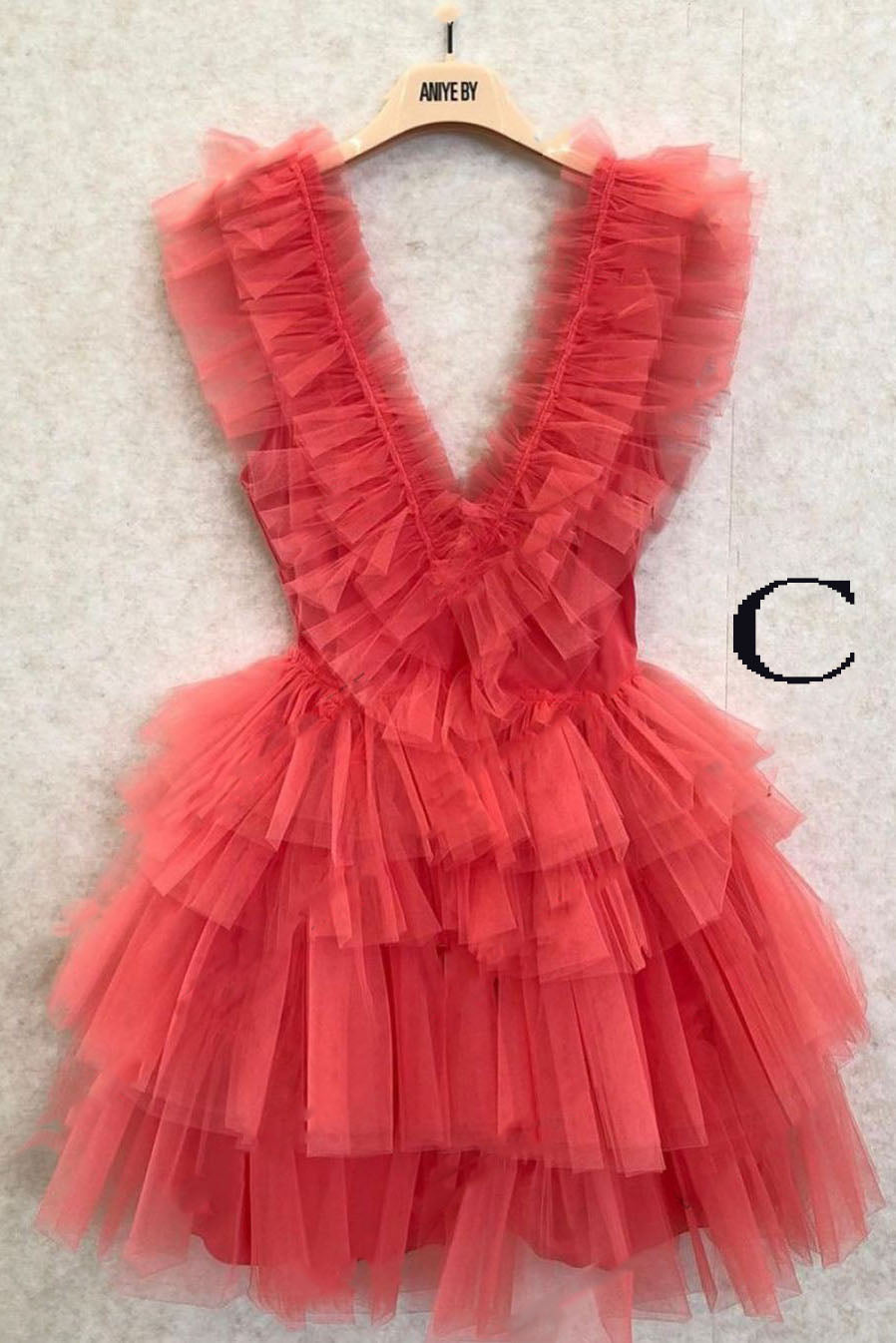 Vestido de fiesta rosa con escote en V y corte A, con capas, de tul, corto