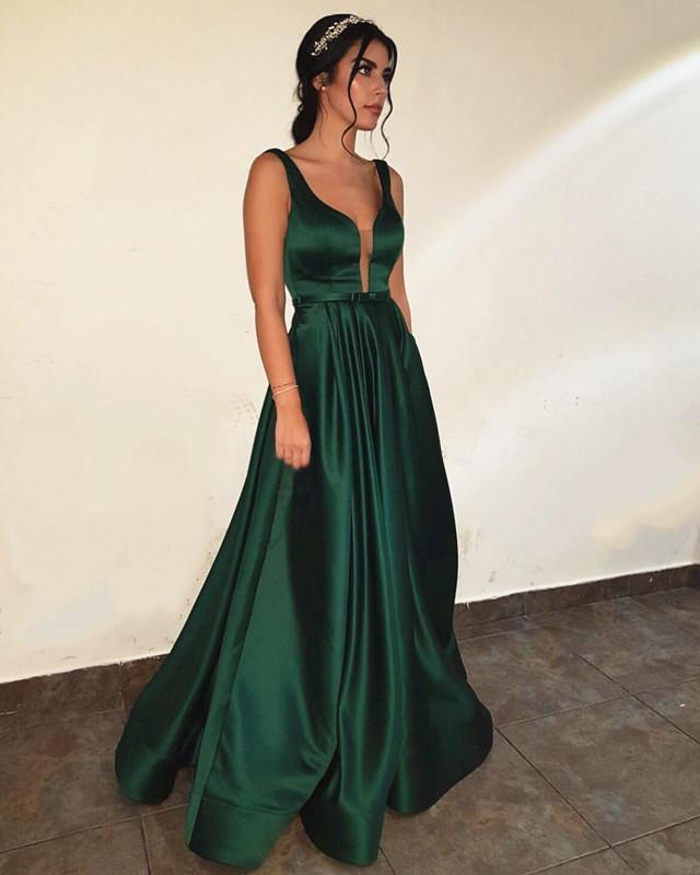 Vestidos de fiesta de satén verde esmeralda con escote en V y espalda descubierta