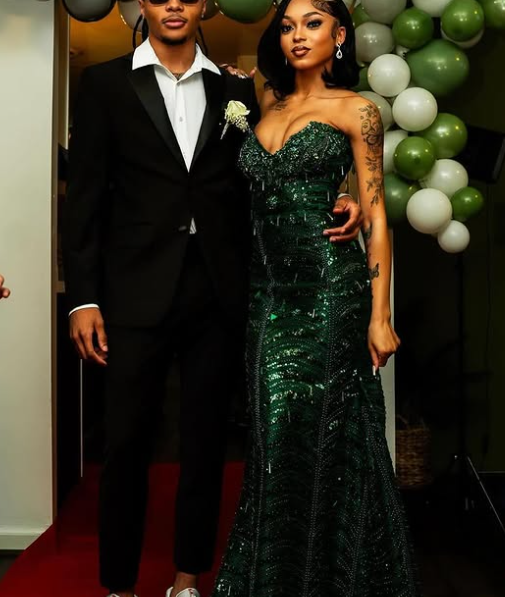 Hermoso vestido de fiesta largo sin tirantes de satén verde oscuro con lentejuelas y cuentas, vestido de fiesta, vestido de noche GG2330