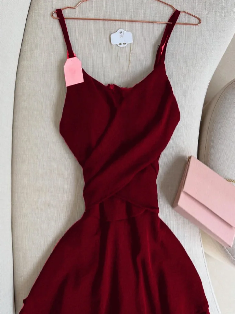 Impresionante vestido de fiesta corto de gasa burdeos con tirantes finos, corte A, para regreso a casa y cumpleaños GG2569