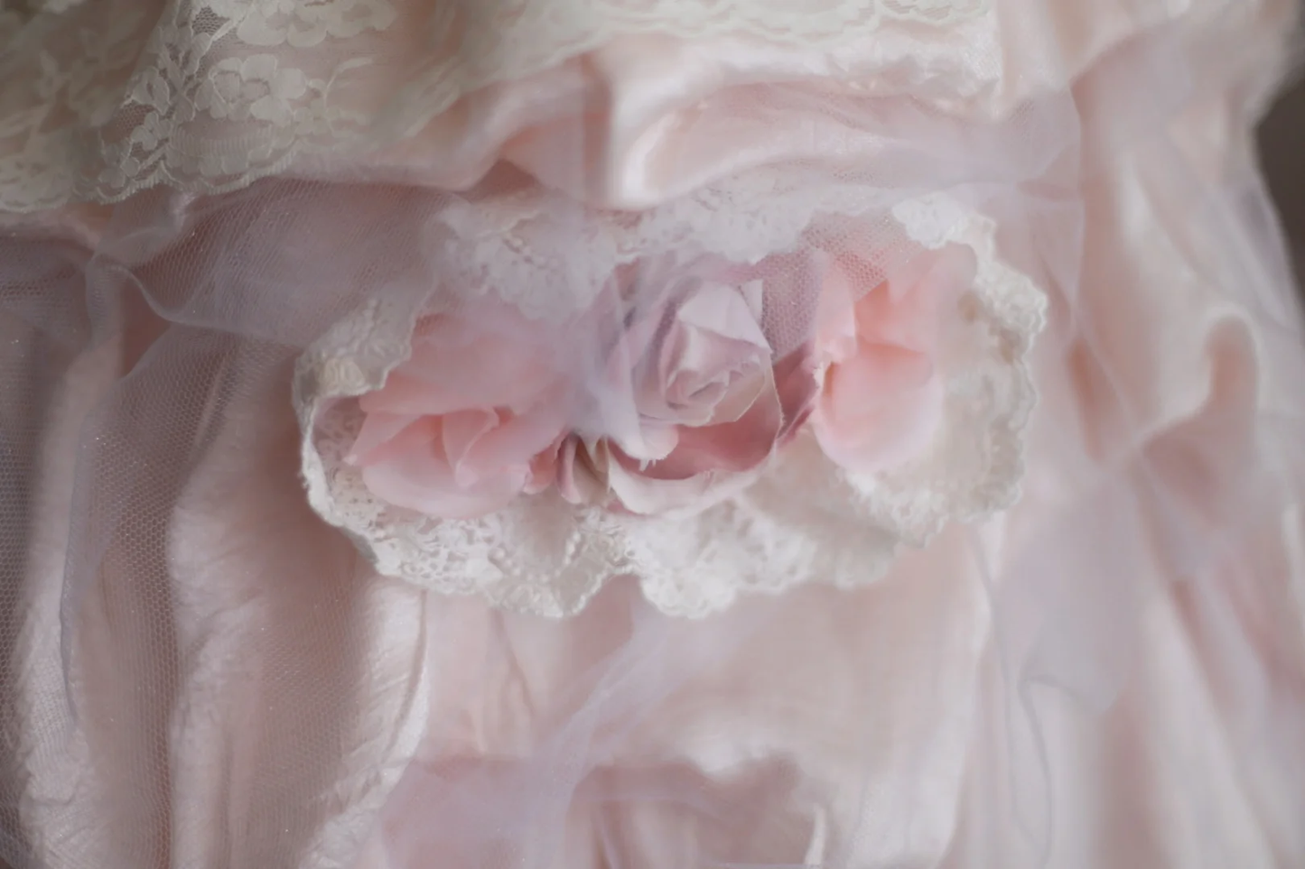 Impresionante vestido de fiesta largo sin tirantes con encaje de tul y satén, flores, para graduación, fiesta o noche GG2578