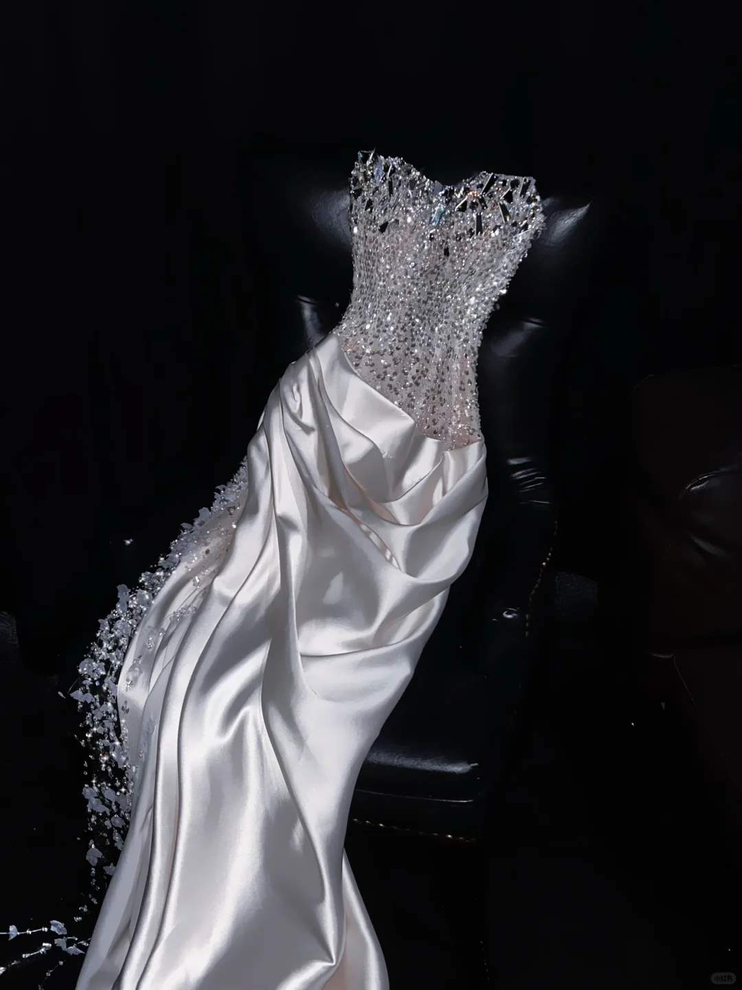 Impresionante vestido de fiesta largo de satén con cuentas y corte sirena, sin tirantes, para graduación, noche o fiesta GG2609