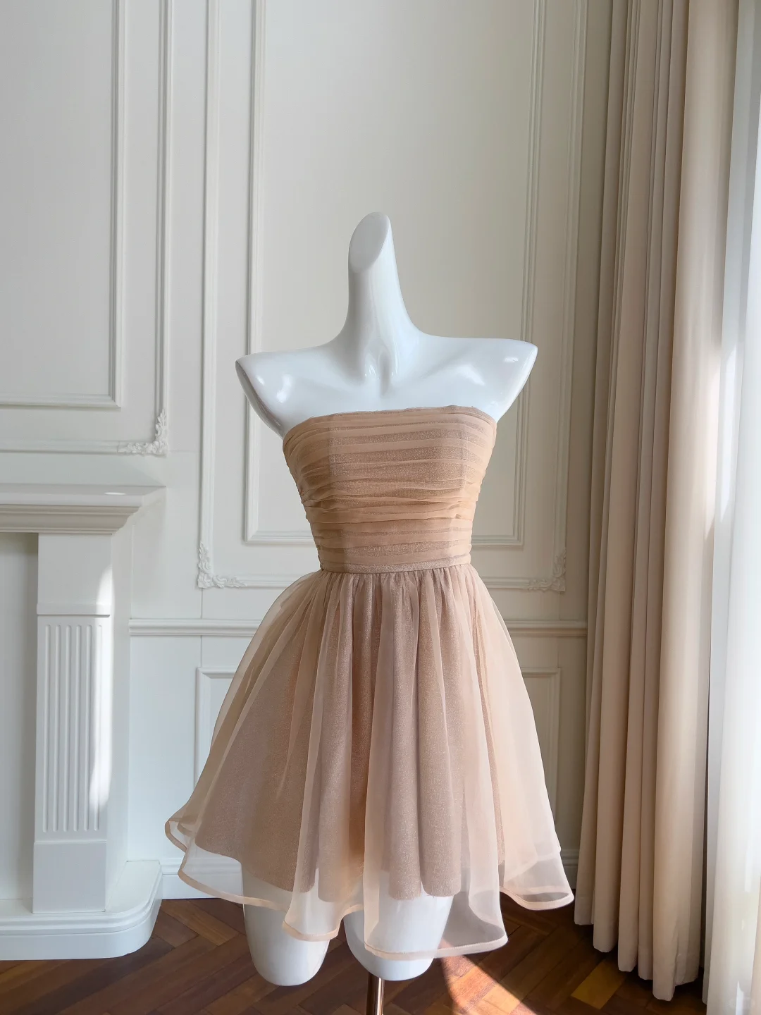 Vestido de fiesta corto de tul sin tirantes, elegante, corte A, para regreso a casa y cumpleaños GG2675