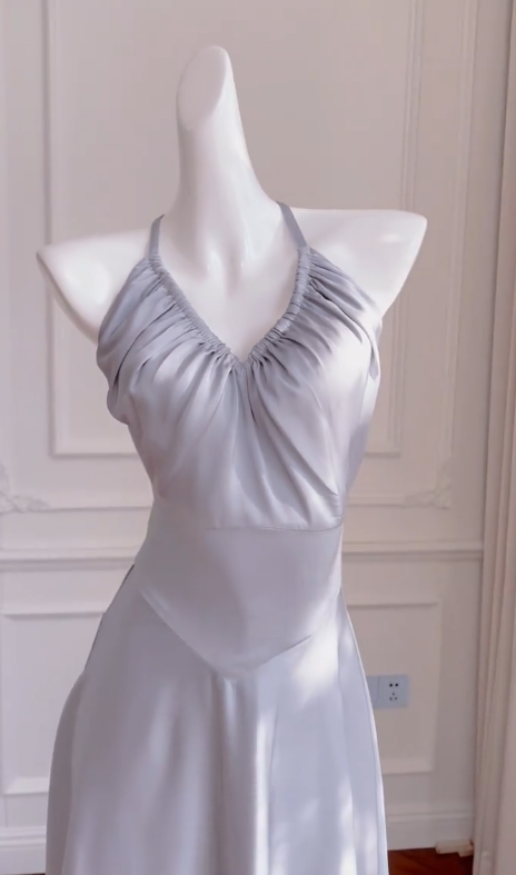 Elegante vestido de fiesta largo de satén gris con escote halter y corte en A, vestido de noche GG2715